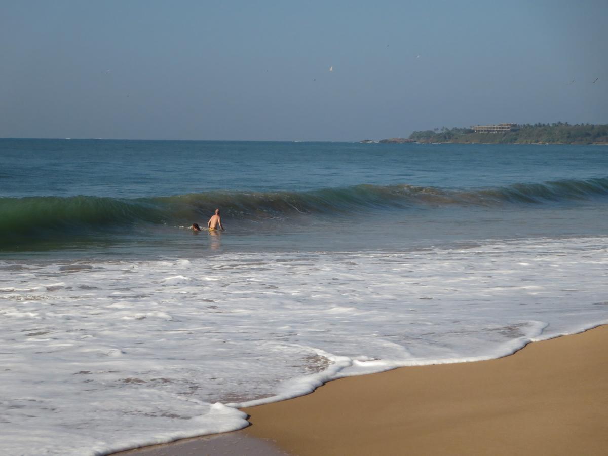 Lanka Beach Grand Villa Rekawa Exterior photo