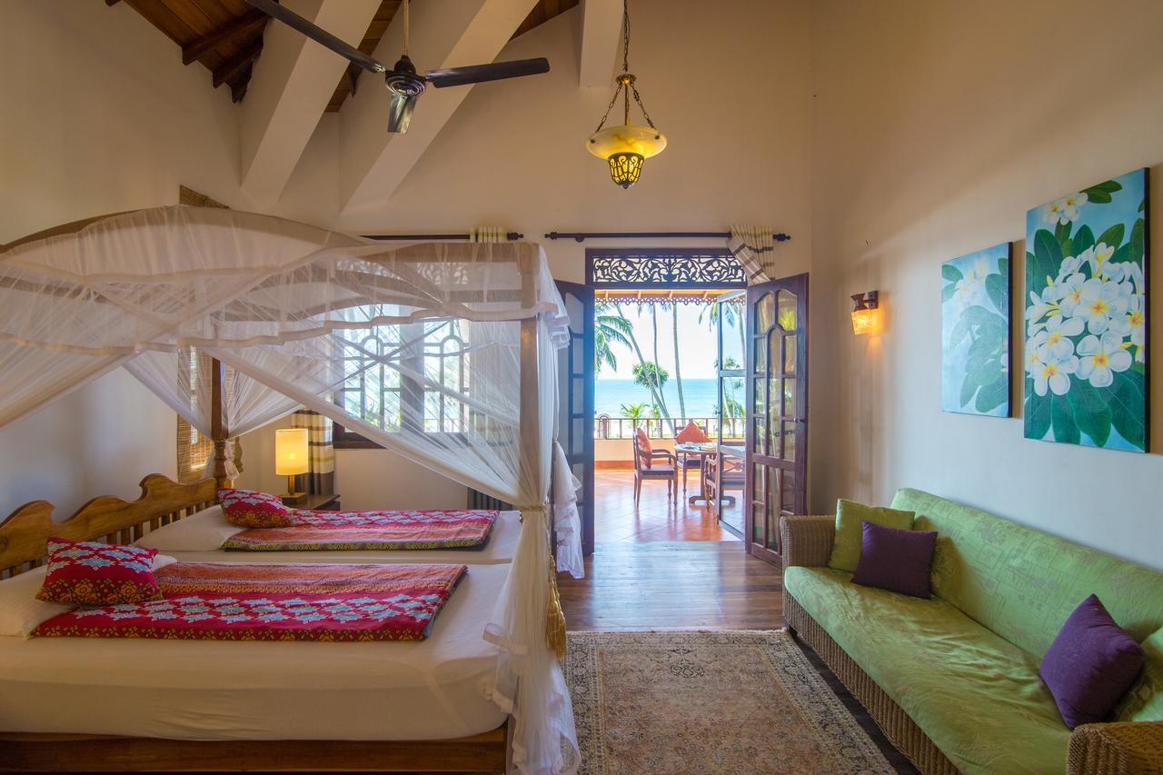 Lanka Beach Grand Villa Rekawa Exterior photo