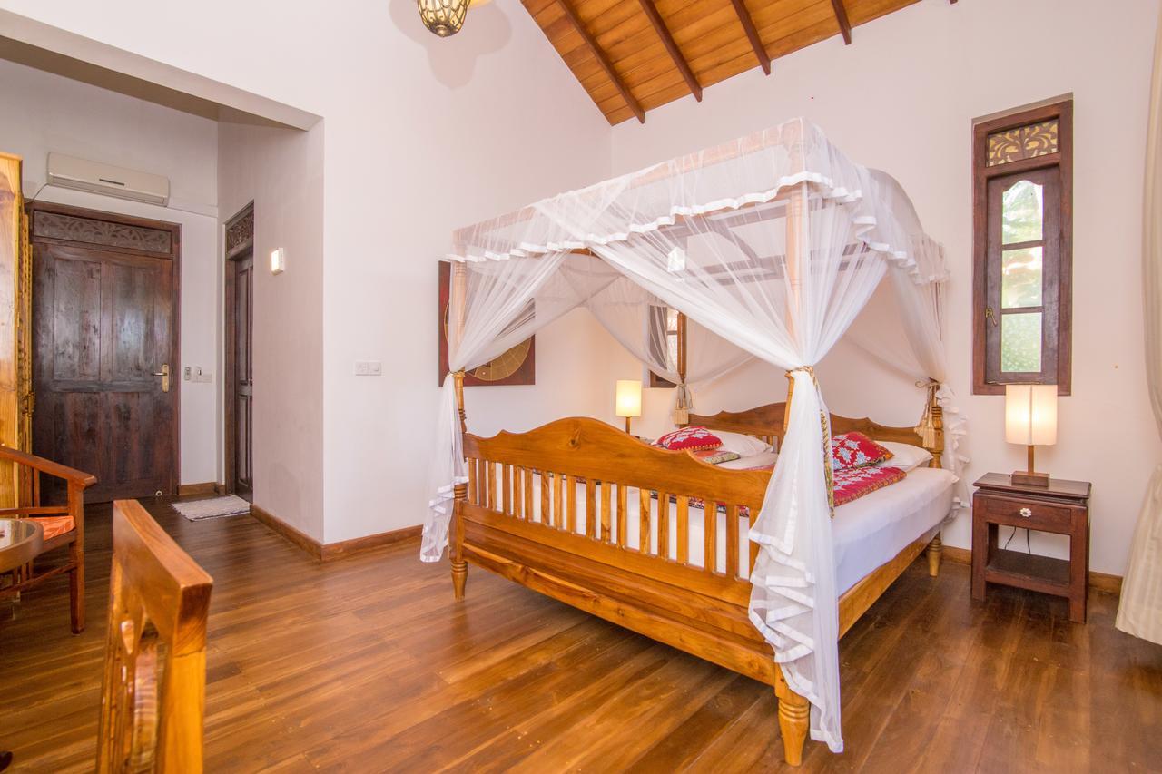 Lanka Beach Grand Villa Rekawa Exterior photo